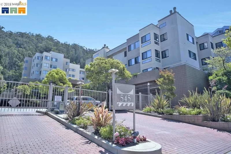 545 Pierce Street #2310, Albany, CA 94706
