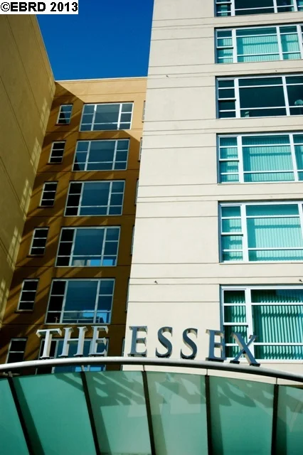 1 Lakeside Dr #609, Oakland, CA 94612-4635