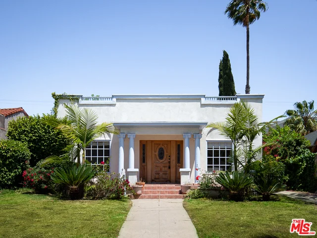 414 Lucerne, Los Angeles, CA 90004