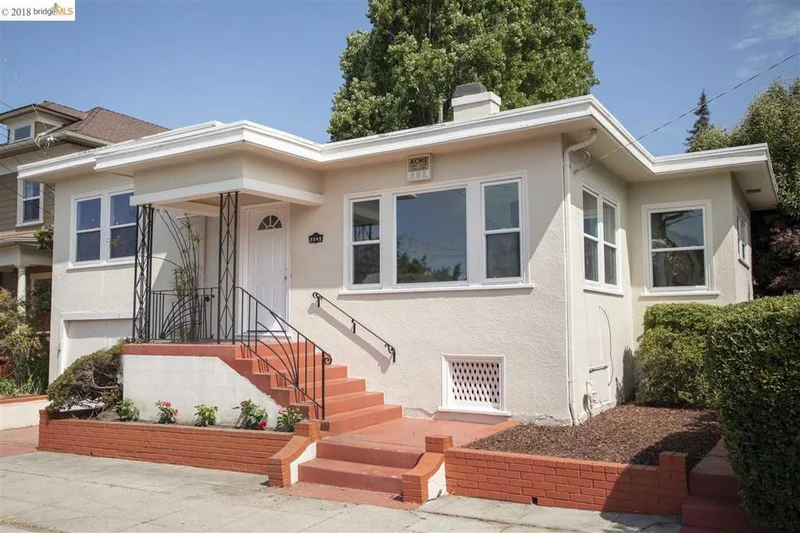 2243 Woolsey St, Berkeley, CA 94705