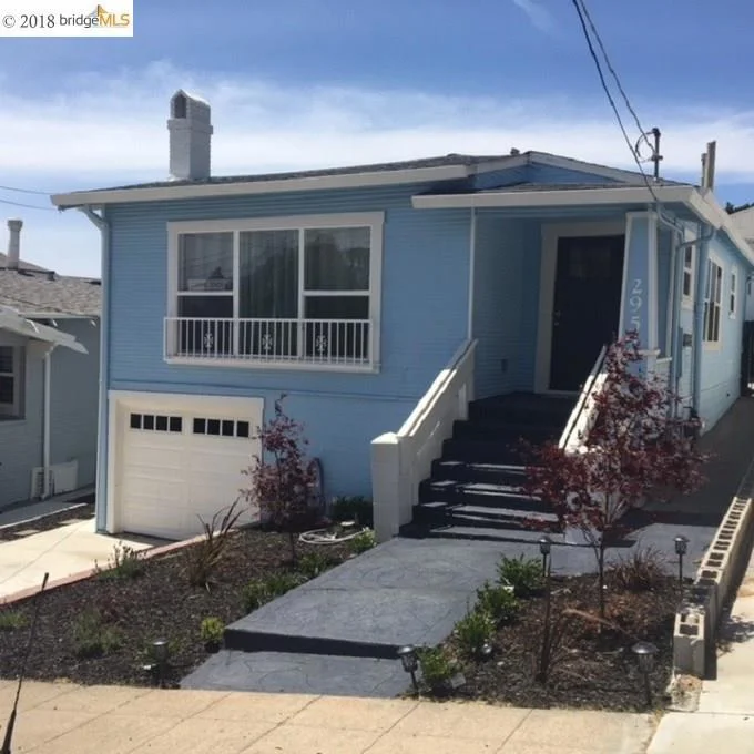 2951 76th Ave, Oakland, CA 94605