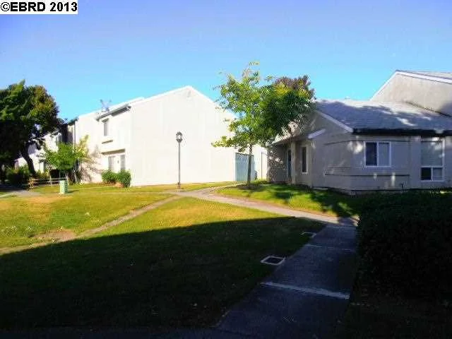 4248 Solar Cir, Union City, CA 94587-4071