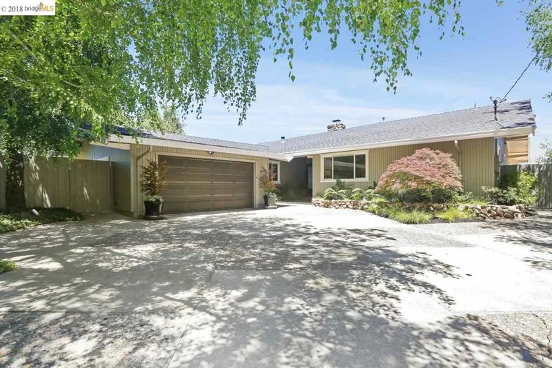 1024 Ameno Ct, Lafayette, CA 94549