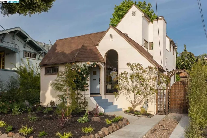 1129 Curtis St, Albany, CA 94706