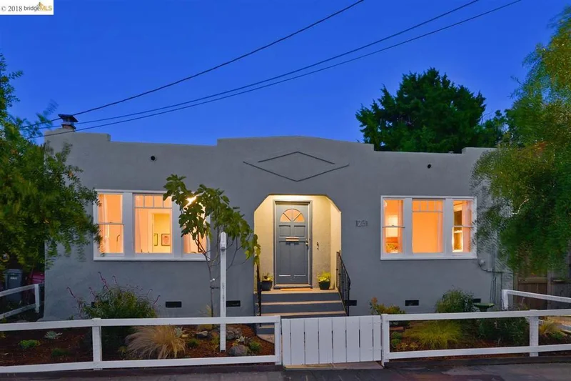 1231 Curtis St, Berkeley, CA 94706