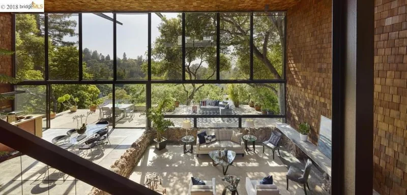 2687 Las Aromas, Oakland, CA 94611