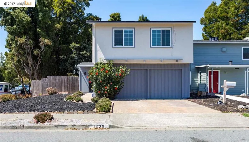 1035 Campbell St, Richmond, CA 94804
