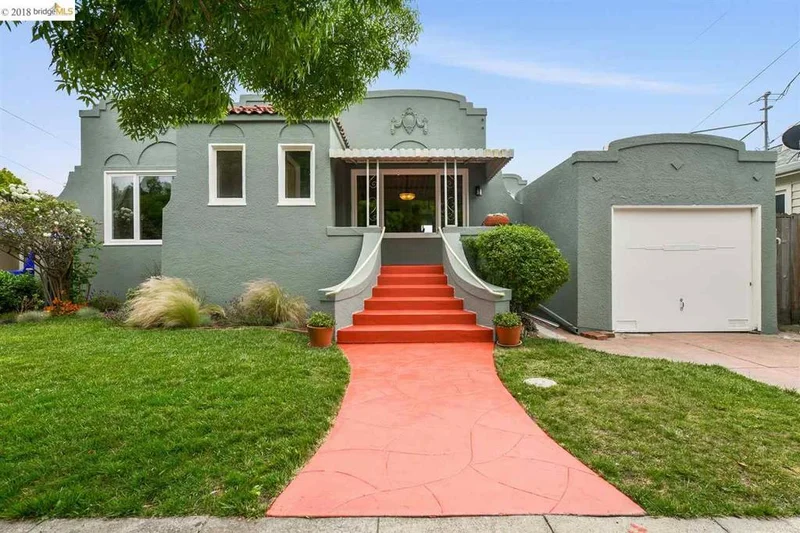 434 29th St, Richmond, CA 94804