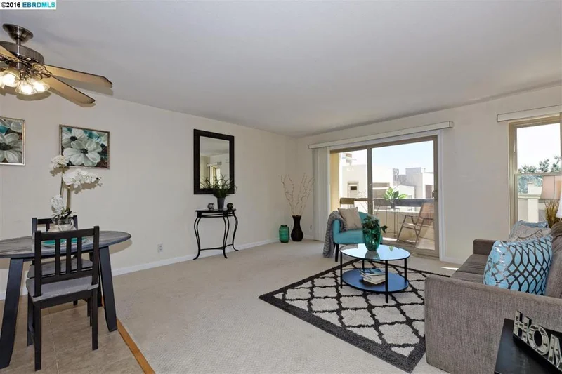 466 Crescent St #310, Oakland, CA 94610