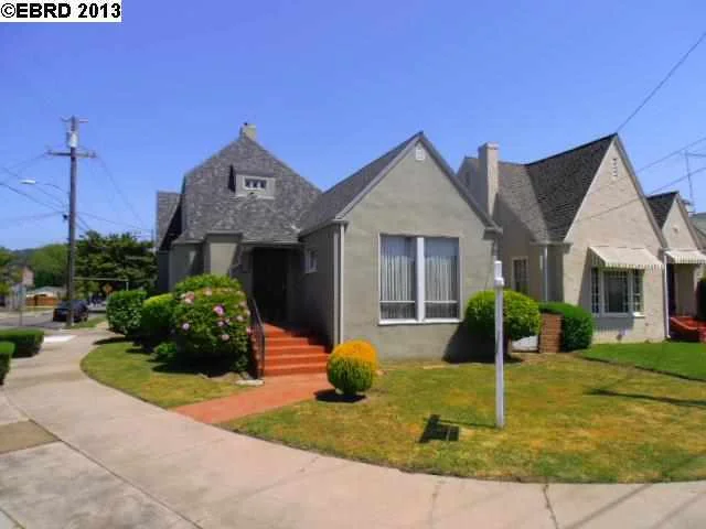 10500 Beverly Ave, Oakland, CA 94603-3900