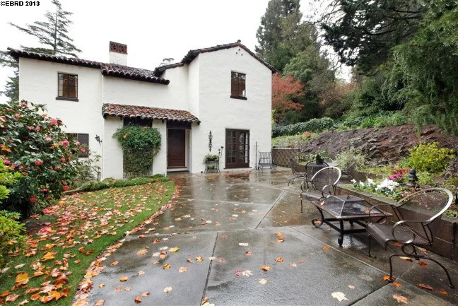 6301 Brookside Ave, Oakland, CA 94618-1827