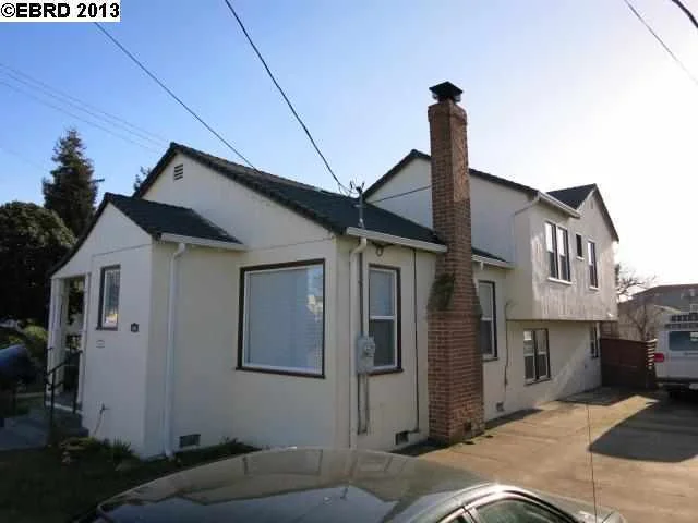 625 Pershing Dr, San Leandro, CA 94577-2700