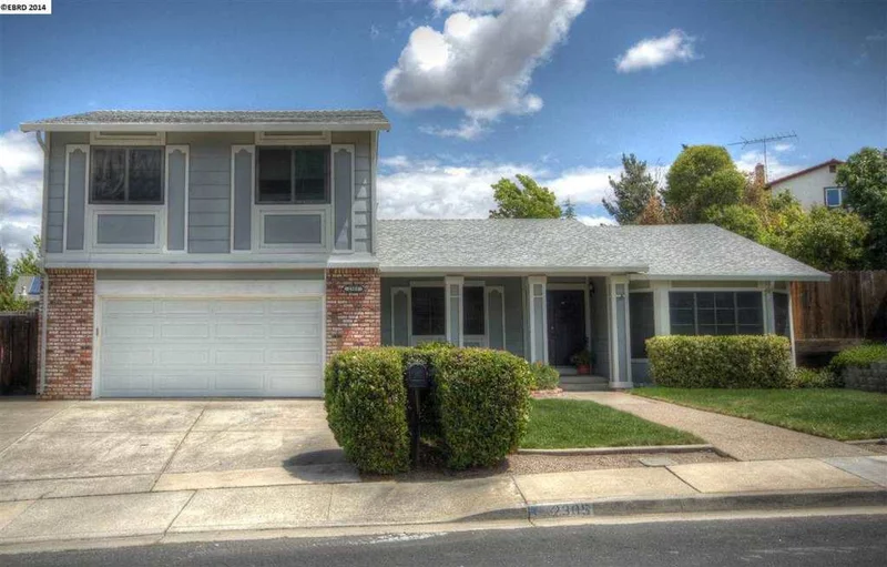 2305 Foothill Dr, Antioch, CA 94509-5858