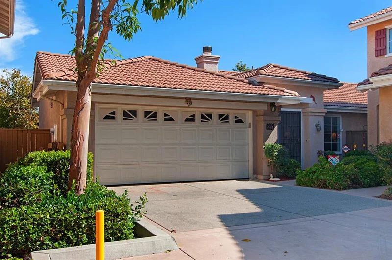299 Brookview Ct, Santee, CA 92071