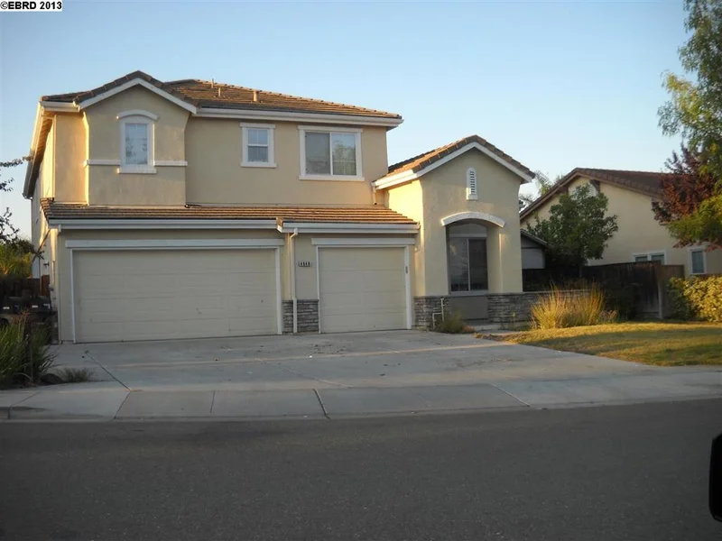 4646 Winchester Dr, Oakley, CA 94561-6349