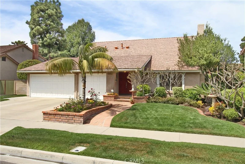 11315 Pennell, Fountain Valley, CA 92708
