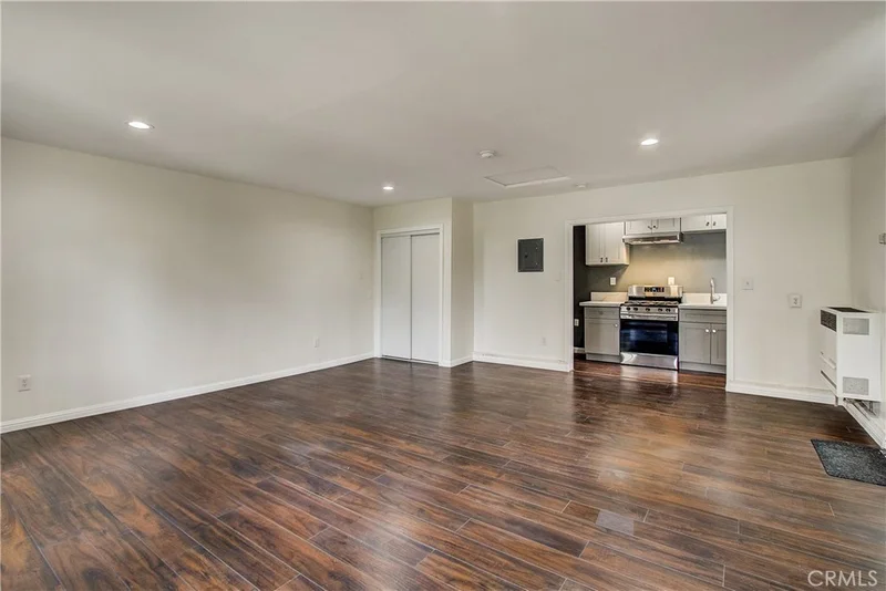 10000 Encino, Northridge, CA 91325