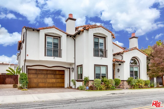 1006 Harkness, Redondo Beach, CA 90278