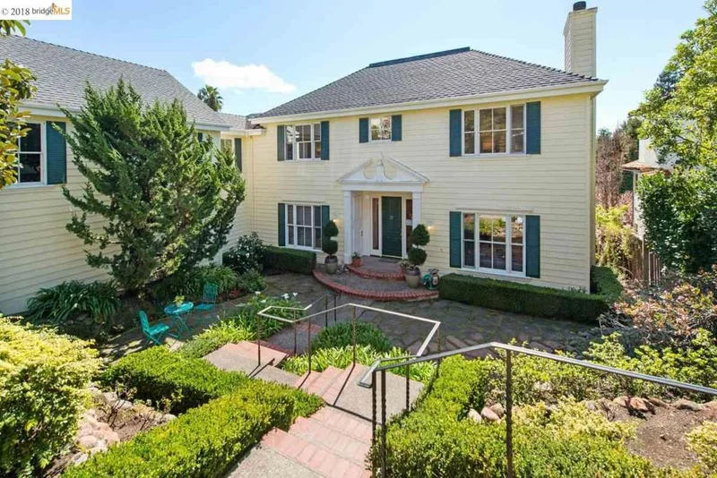119 Beechwood, Oakland, CA 94618