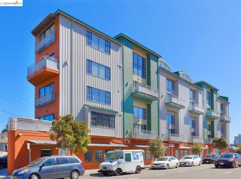 850 Grand Ave #A, Oakland, CA 94607