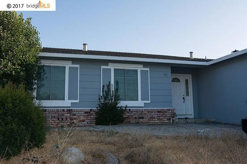 42 Sherwood Ct, Pittsburg, CA 94565