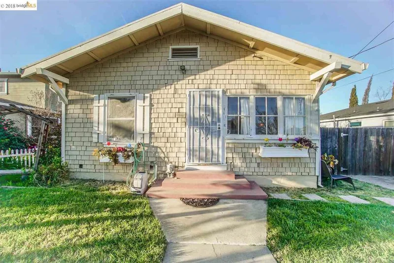 914 3rd St, Antioch, CA 94509