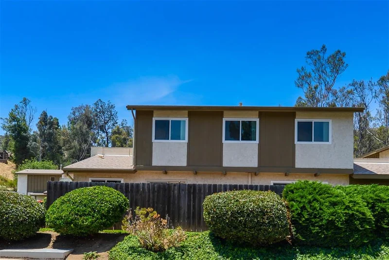 9094 Calle Lucia, Lakeside, CA 92040