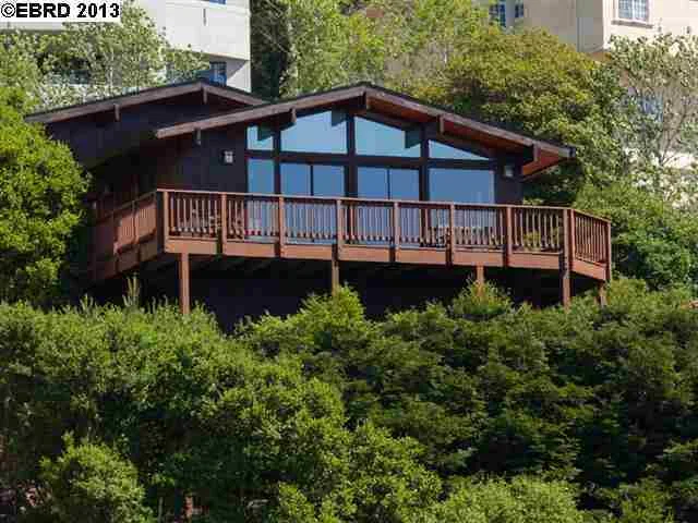 9056 Broadway Ter, Oakland, CA 94611-1952
