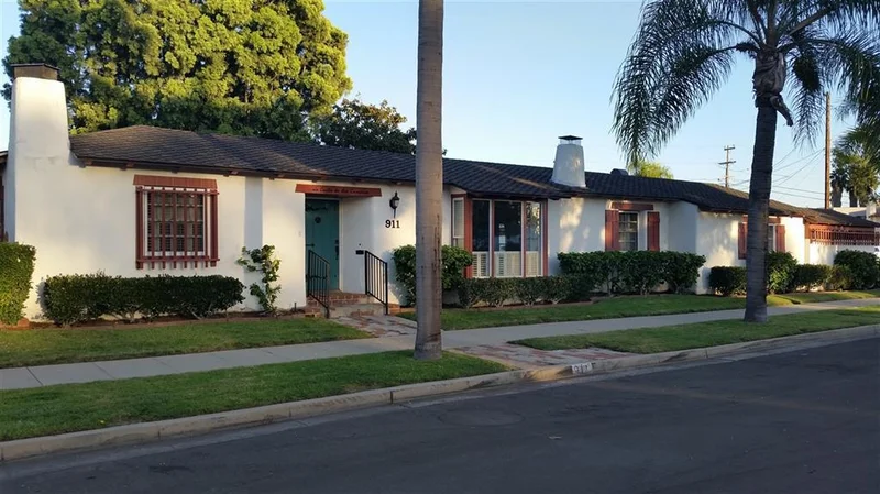 911 Guadalupe Ave, Coronado, CA 92118