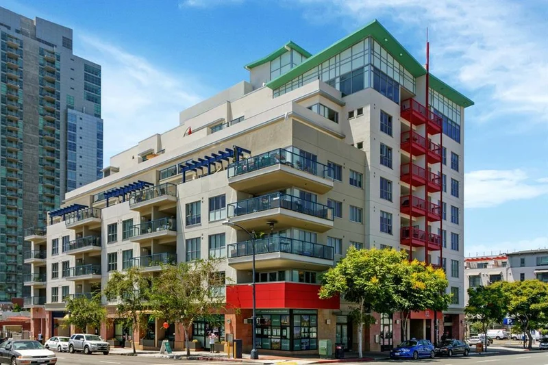 875 G Street #513, San Diego, CA 92101