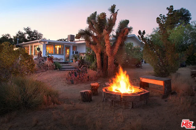 61488 Crest Circle Drive, Joshua Tree, CA 92252