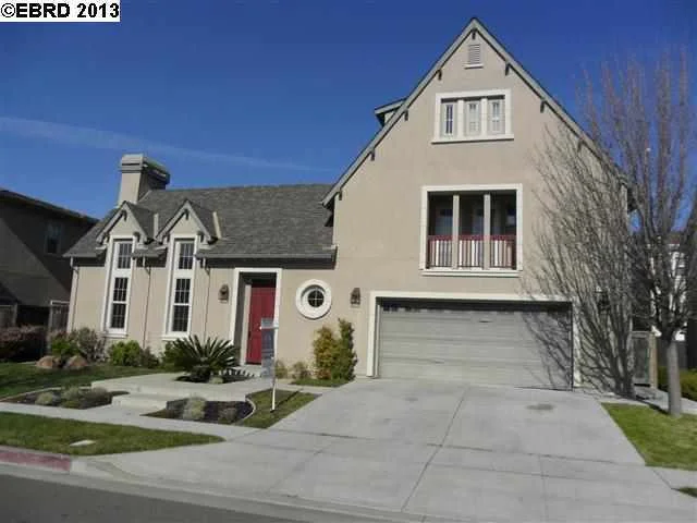 1138 Regatta Pt, Hercules, CA 94547-2607