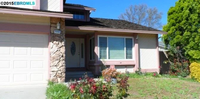 2254 Concord Dr, Pittsburg, CA 94565