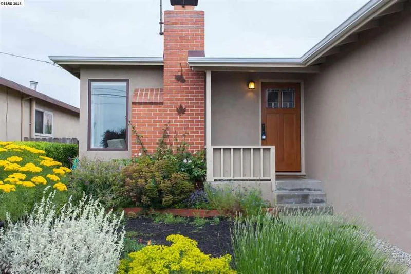 1228 58th St, Richmond, CA 94804-4815