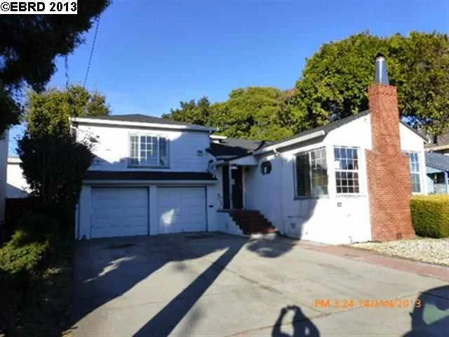 2715 Barrett Ave, Richmond, CA 94804-1707