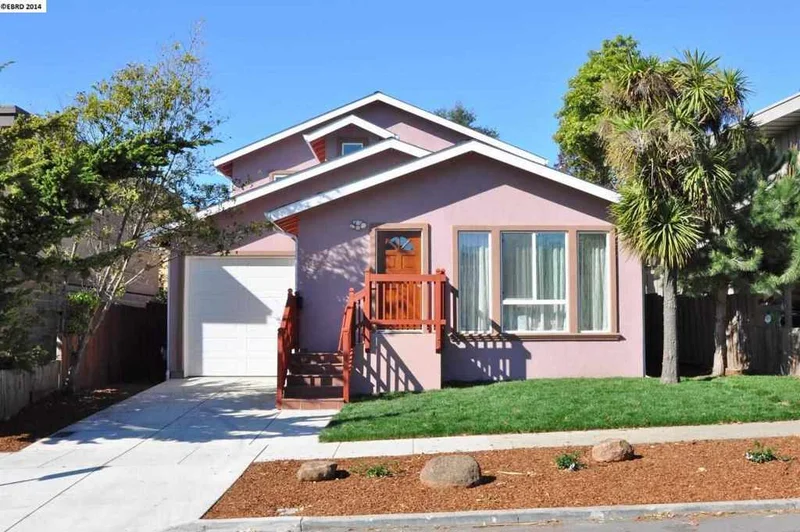 617 Liberty St, El Cerrito, CA 94530-3131