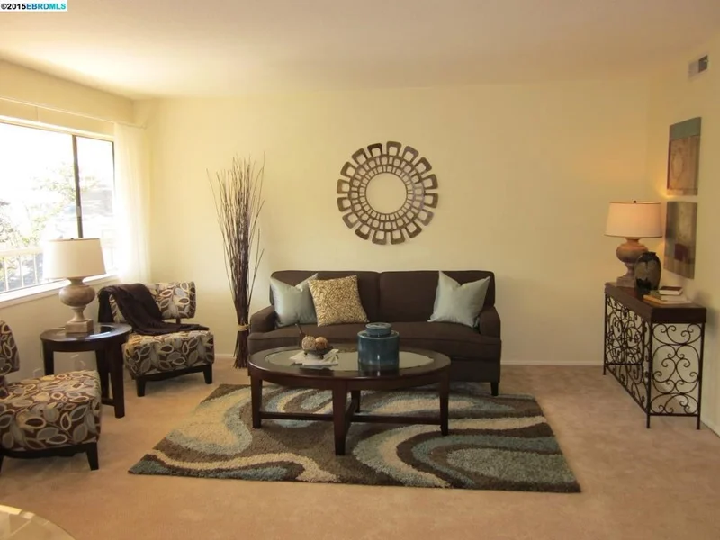 6211 Telegraph Ave 35, Oakland, CA 94609