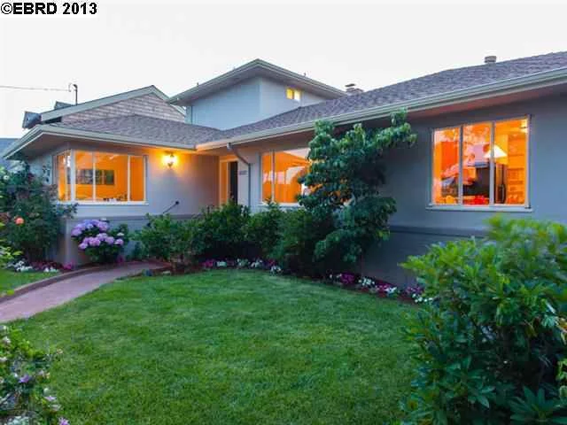 5537 Maxwelton Road, Oakland, CA 94618-2658