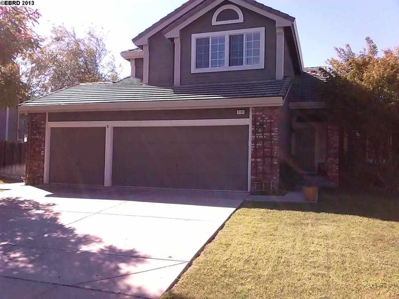 4124 Amargosa Dr, Antioch, CA 94531-8242