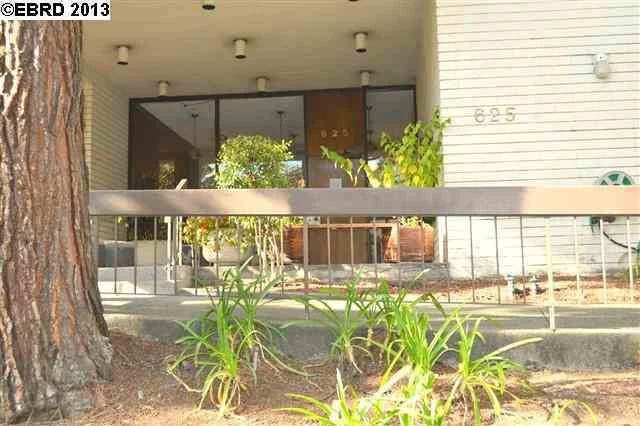 625 El Dorado #102, Oakland, CA 94611-5002