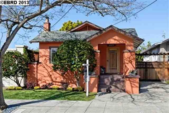 5223 Coronado Ave, Oakland, CA 94618-1005