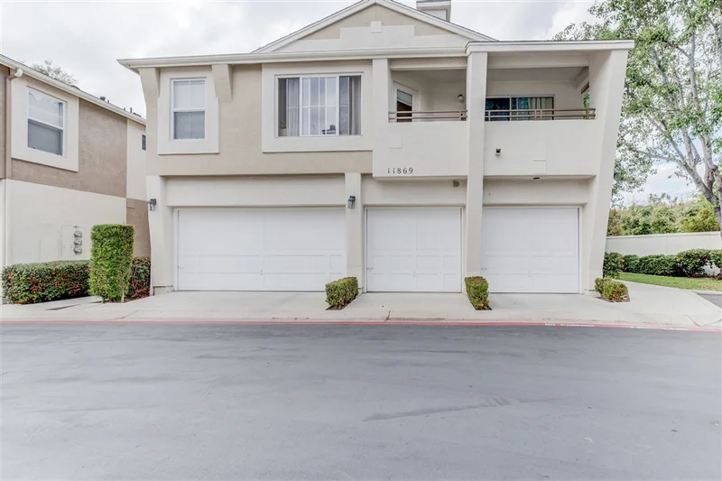 11869 Spruce Run Dr #B, San Diego, CA 92131