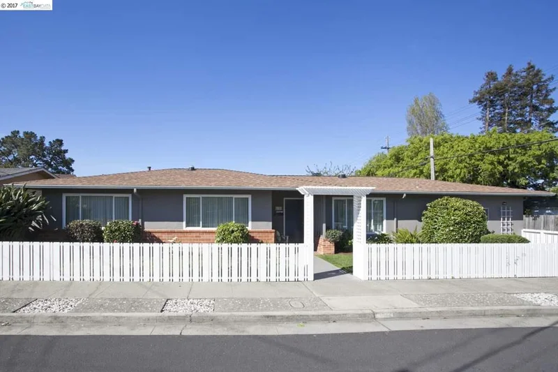1125 Norvell Ct, El Cerrito, CA 94530