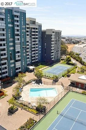 555 Pierce #909, Albany, CA 94706