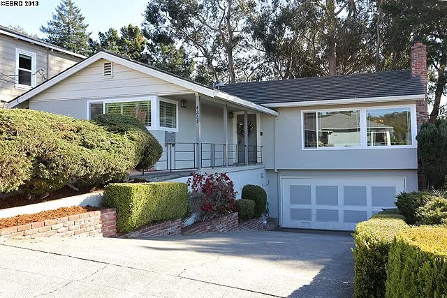 4268 Coolidge Ave, Oakland, CA 94602-3435