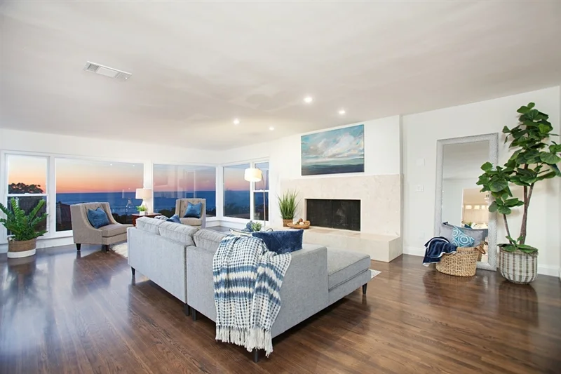 1243 Trieste Dr, San Diego, CA 92107