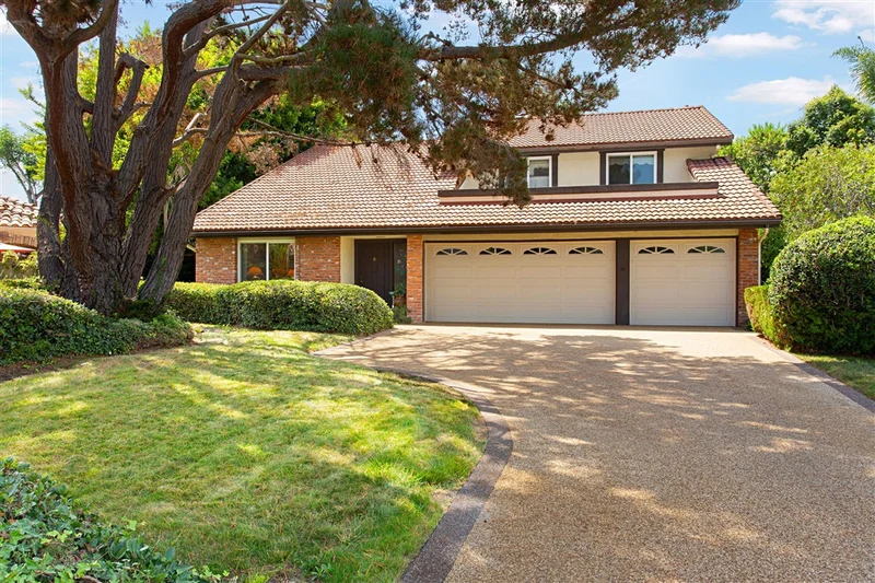 7713 Farol Court, Carlsbad, CA 92009