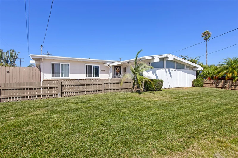 1002 Hemlock Ave, Imperial Beach, CA 91932