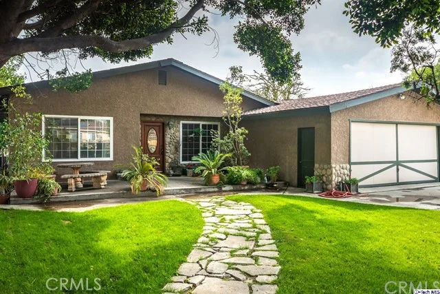 10193 Stonehurst, Sun Valley, CA 91352