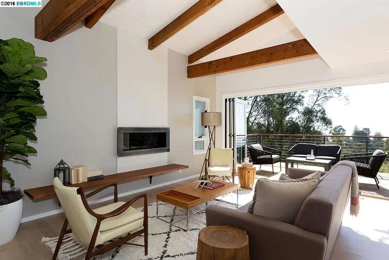 6285 Skyline Blvd, Oakland, CA 94611